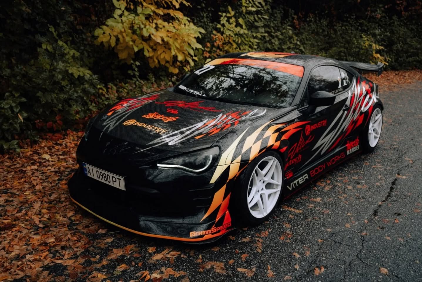 Сьогоднішня тачка - це промо кар нашого рідненького @viter_body_works . GT86 в повному обвісі з модами для використання за призначенням. Вони займаються обвісами на GT86 профільно - тож велкам за потреби!Круті фото від @shi_ro.phКом'юніті - @gtsquadukraine#toyota #gt86 #viter #viterbodyworks #ae86