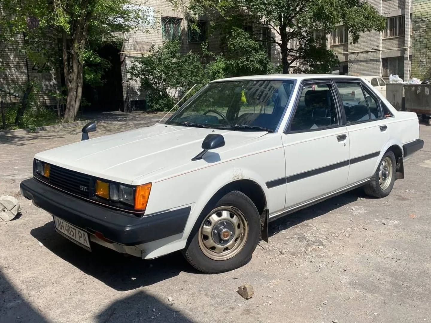 Наступна машина нашого підписника - Toyota Carina A60. Плюс за збережений стан!Власник - @sasha.kucherak.#toyota #carina #jdm #jdminua #carinaa60