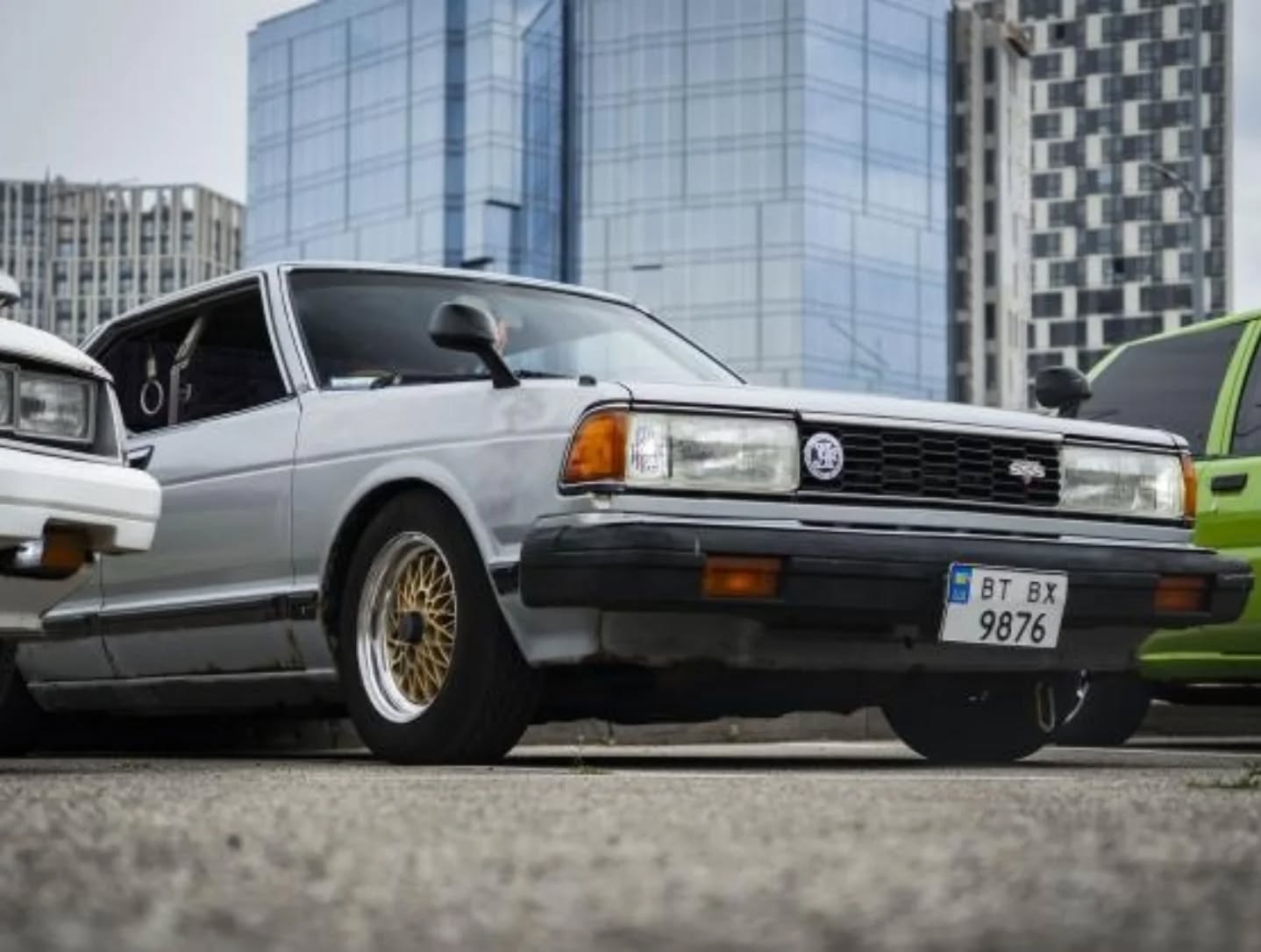 Сьогодні аж 3 автівки підписників! Всі - JDM у самому прямому сенсі цього поняття! :)Білий Авалон і червоний Марк - власник @_lesssnoy_Сірий 910 Hardtop - власник @dark_dead_raiderТак тримати, хлопці!#toyota #nissan #mark #avalon #bluebird