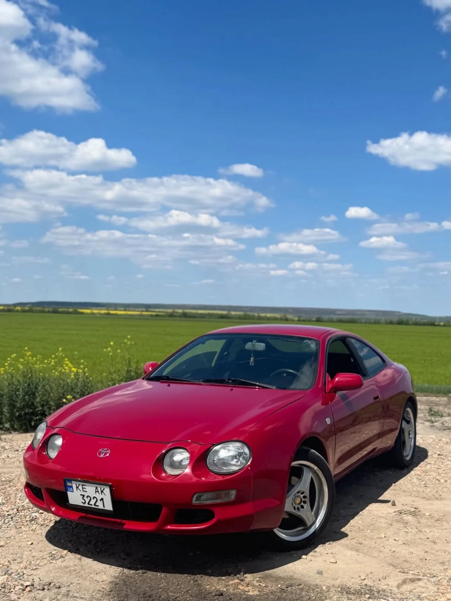 Красива чистенька Toyota Celica на породистих дисках - що ще треба? Повага власнику @qweekuph - і чекаємо фото відродженої другої! ;)#toyota #celica #jdminua